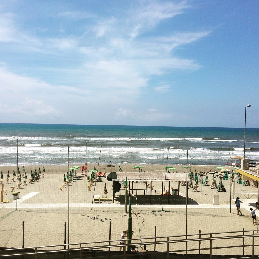 Alex & Lorenz Hotel ตอร์วายานีกา ภายนอก รูปภาพ